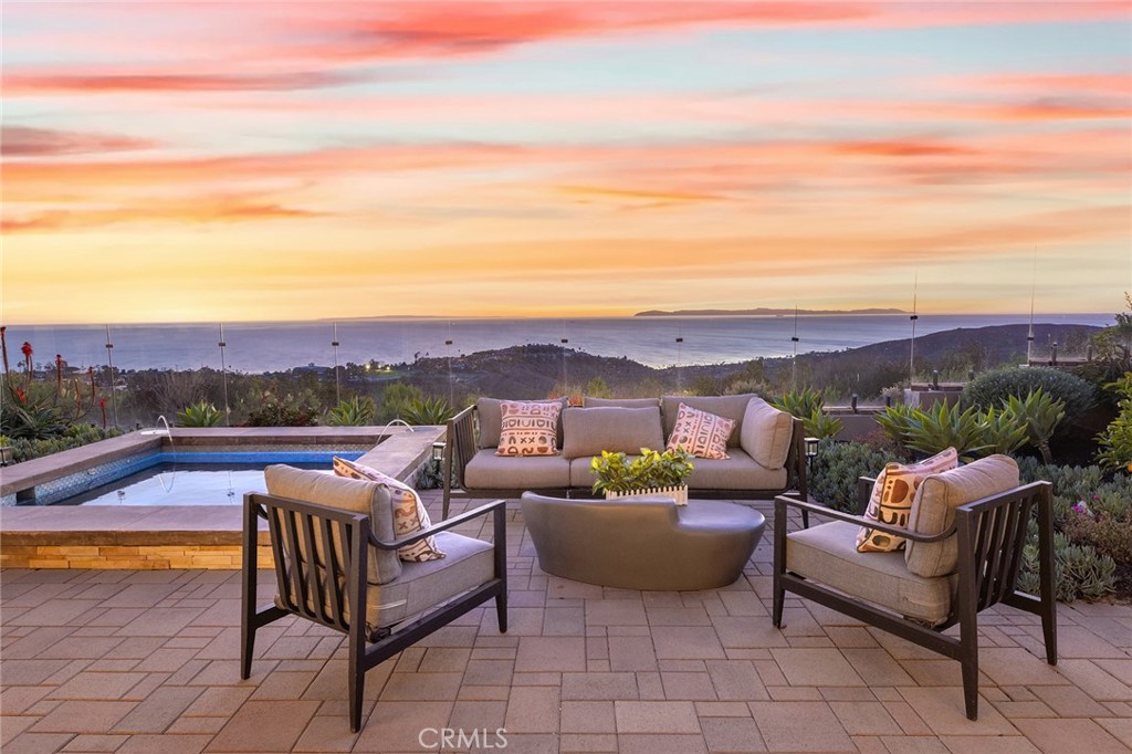 3355 Alta Laguna Boulevard