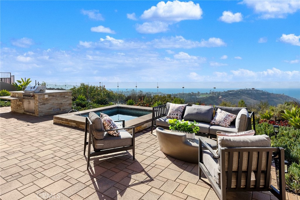 3355 Alta Laguna Boulevard