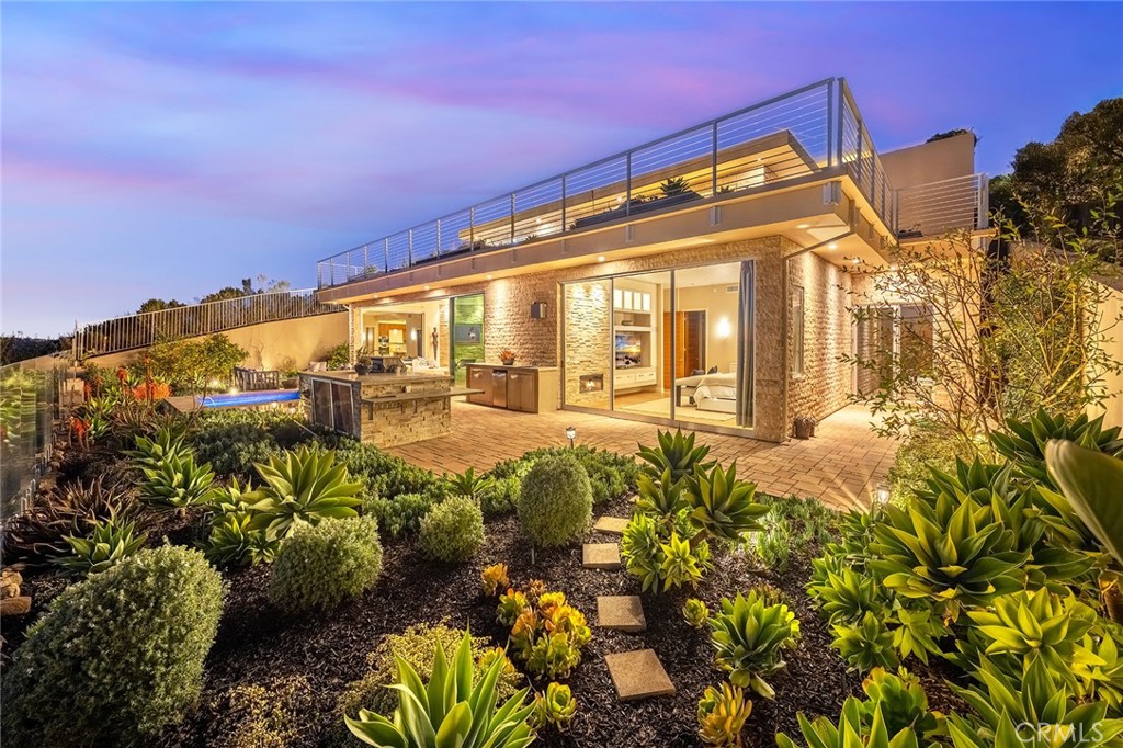 3355 Alta Laguna Boulevard