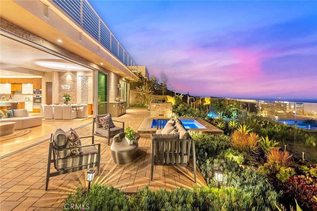 3355 Alta Laguna Boulevard