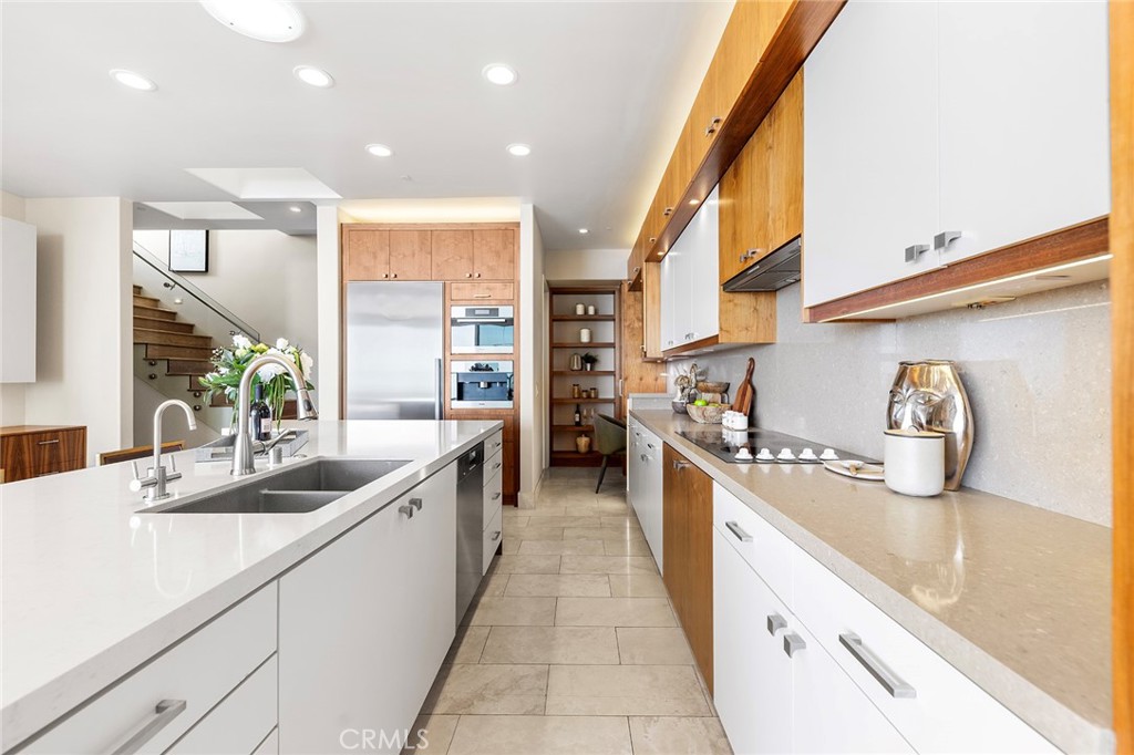 3355 Alta Laguna Boulevard