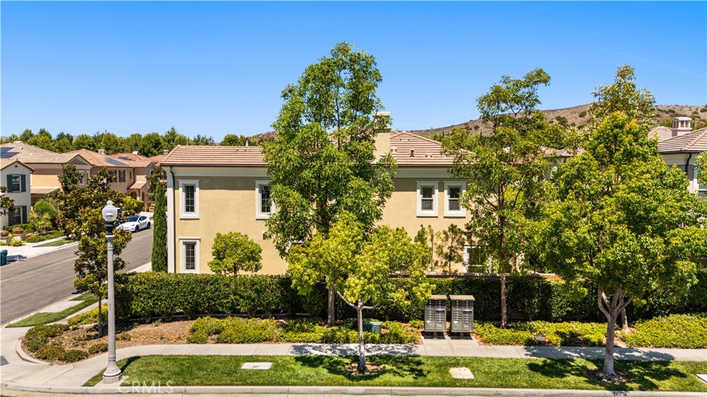 70 Weston