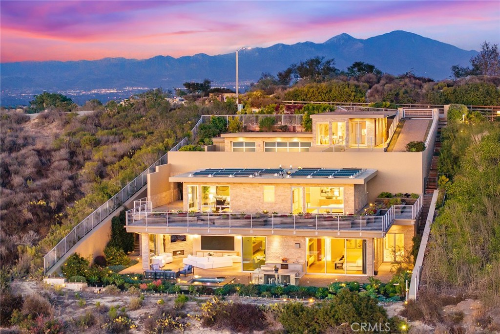 3355 Alta Laguna Boulevard