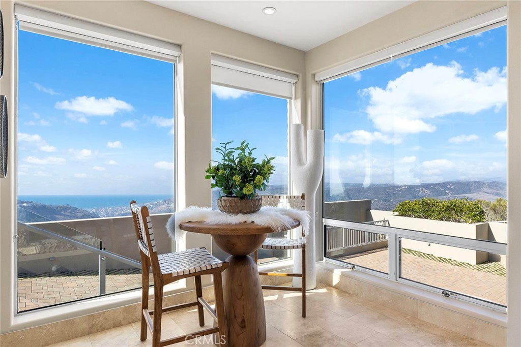3355 Alta Laguna Boulevard