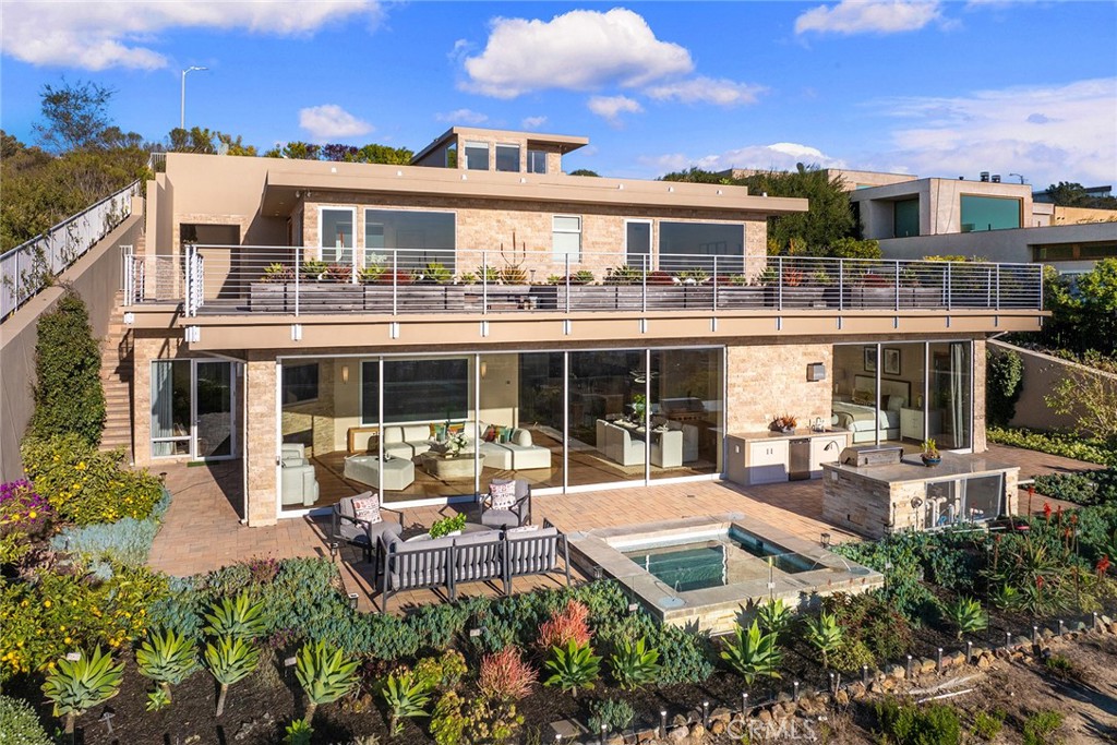 3355 Alta Laguna Boulevard