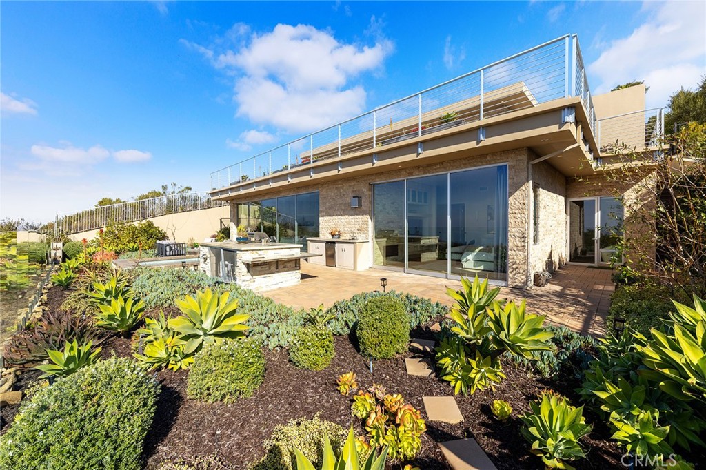 3355 Alta Laguna Boulevard