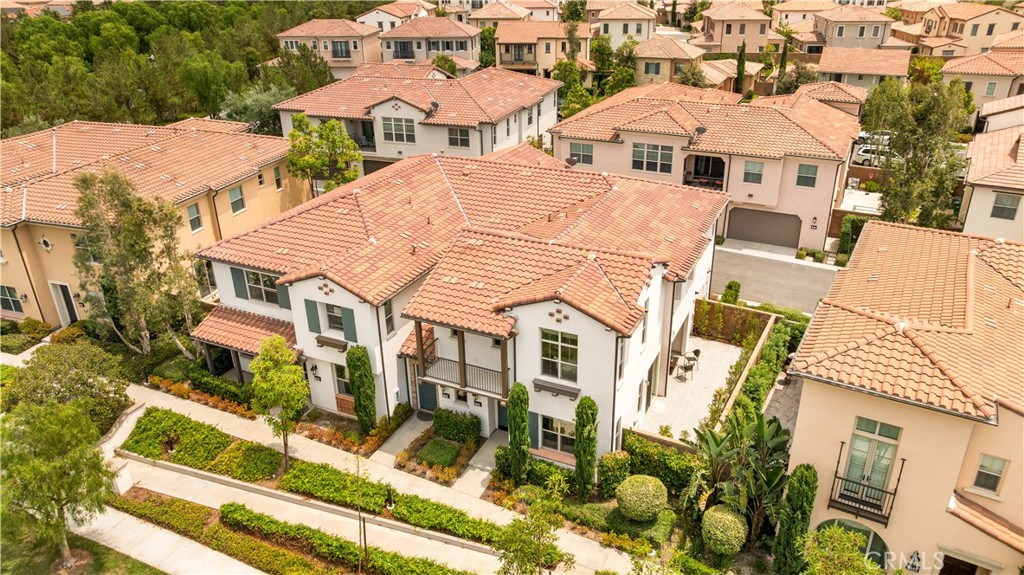 176 Parkwood