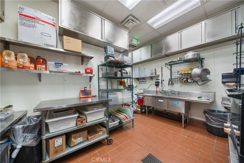 474 N Beverly Dr