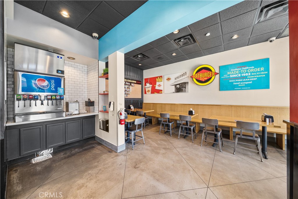 474 N Beverly Dr