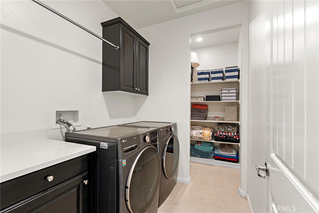 14212 Willamette Avenue