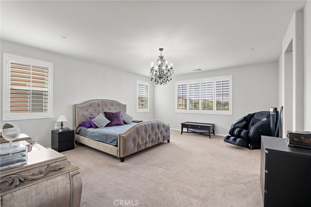 14212 Willamette Avenue