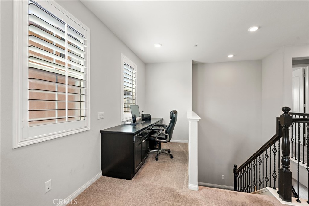 14212 Willamette Avenue