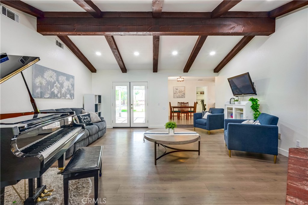 4175 Hacienda Lane