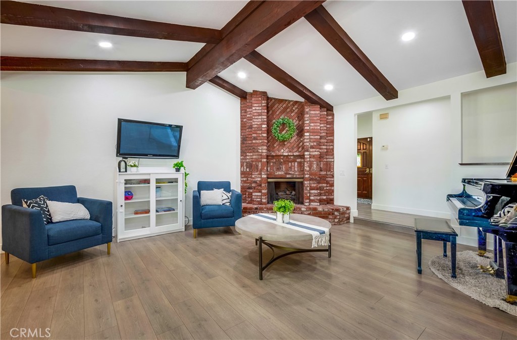 4175 Hacienda Lane