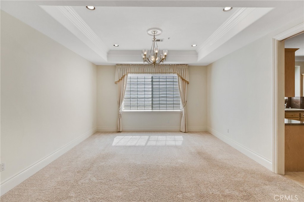 134 E Las Flores Ave