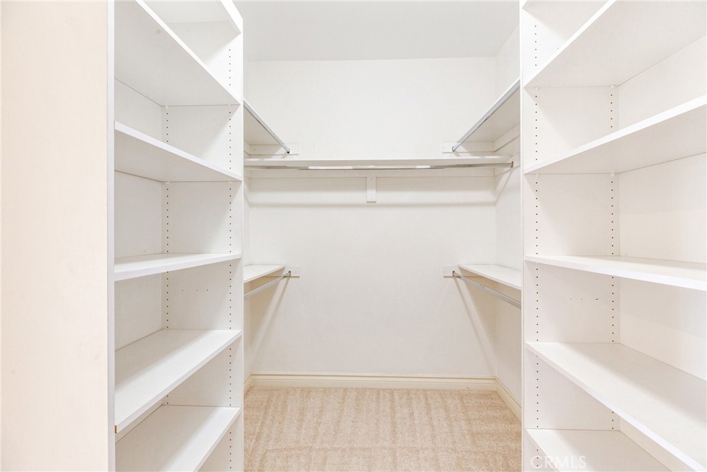 134 E Las Flores Ave