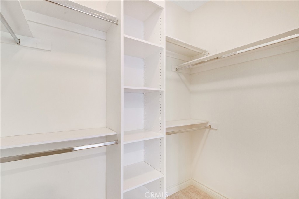 134 E Las Flores Ave