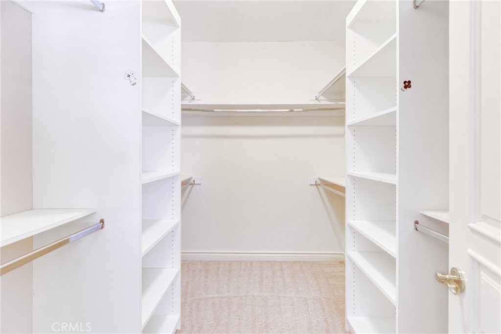 134 E Las Flores Ave