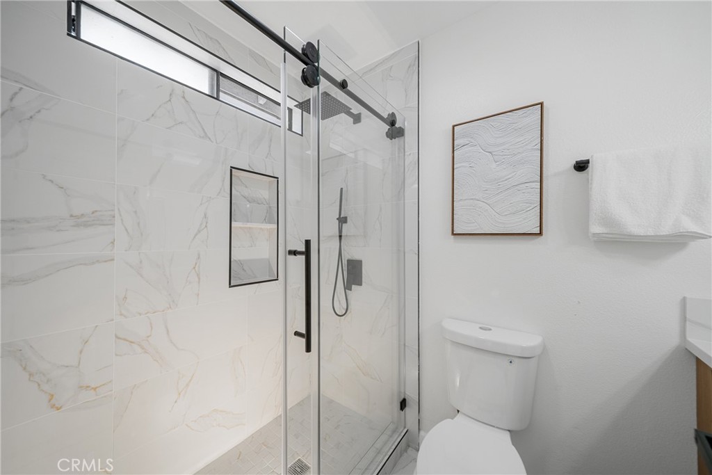 336 E Arlight Street