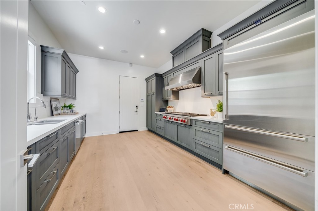 37 Barberry