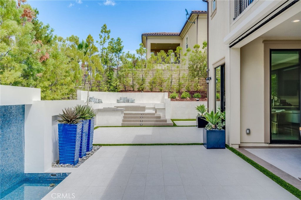 37 Barberry