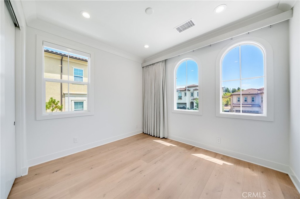 37 Barberry