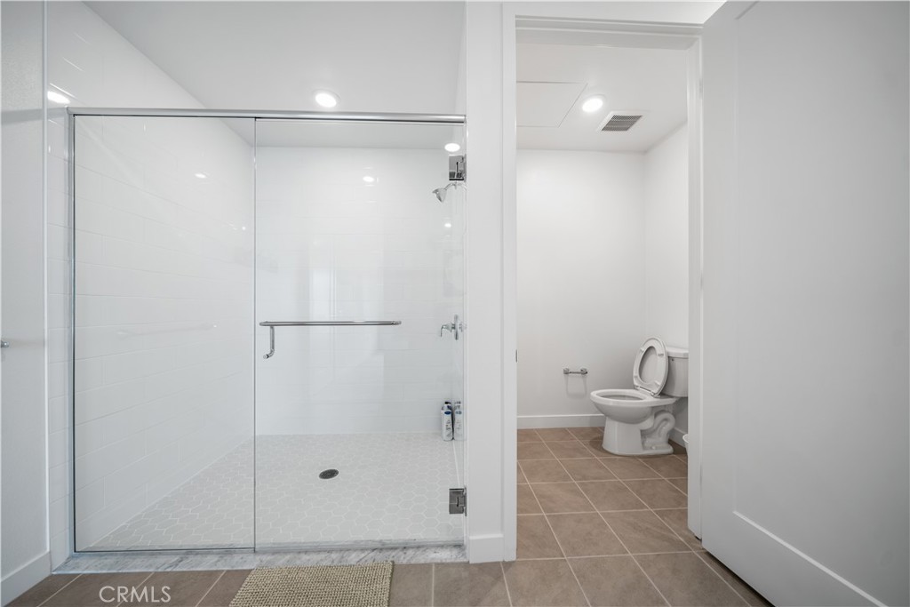 2602 Rivington