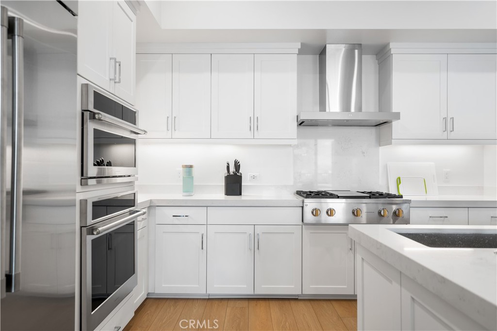 2602 Rivington