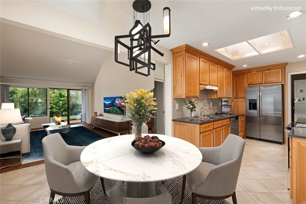 3211 Via Buena Unit B