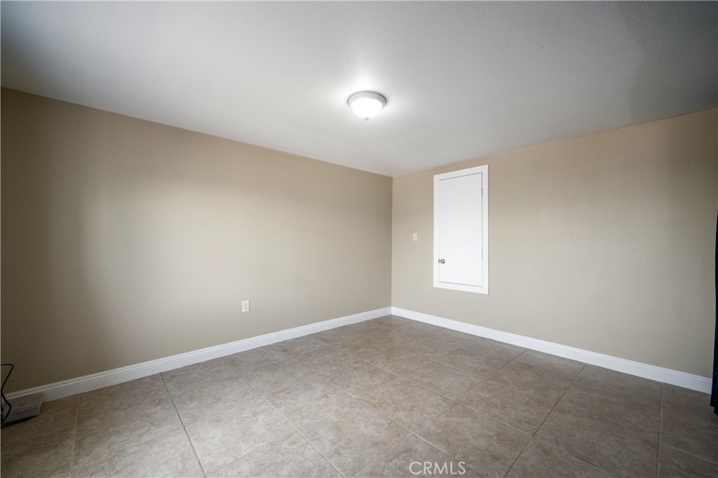 14286 Meadowlands Drive