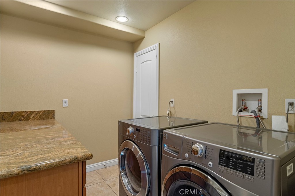 14286 Meadowlands Drive