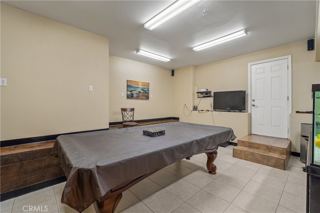 14286 Meadowlands Drive