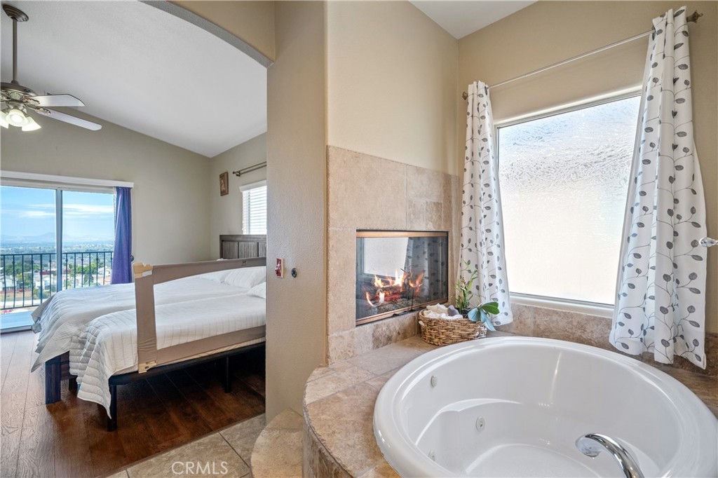 14286 Meadowlands Drive