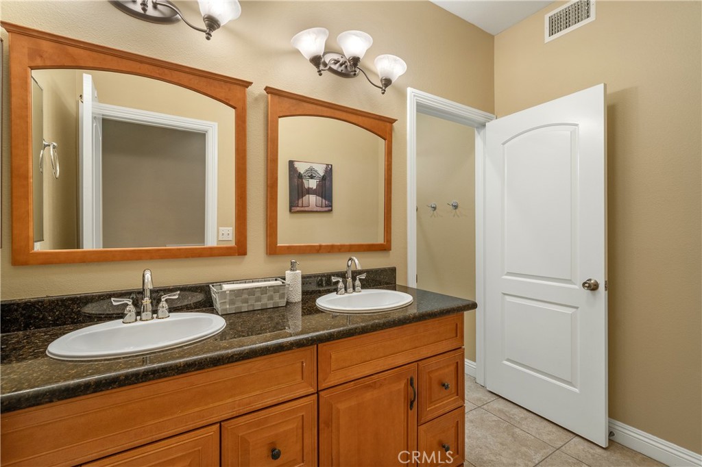 14286 Meadowlands Drive