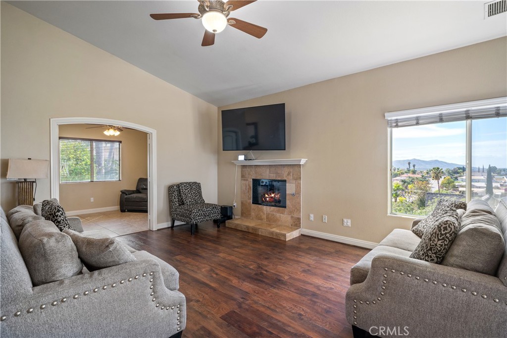 14286 Meadowlands Drive