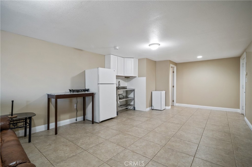 14286 Meadowlands Drive