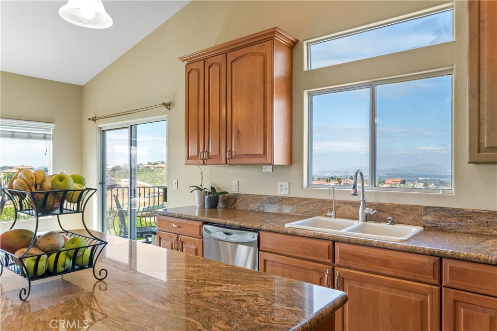 14286 Meadowlands Drive