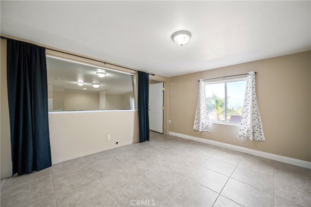 14286 Meadowlands Drive