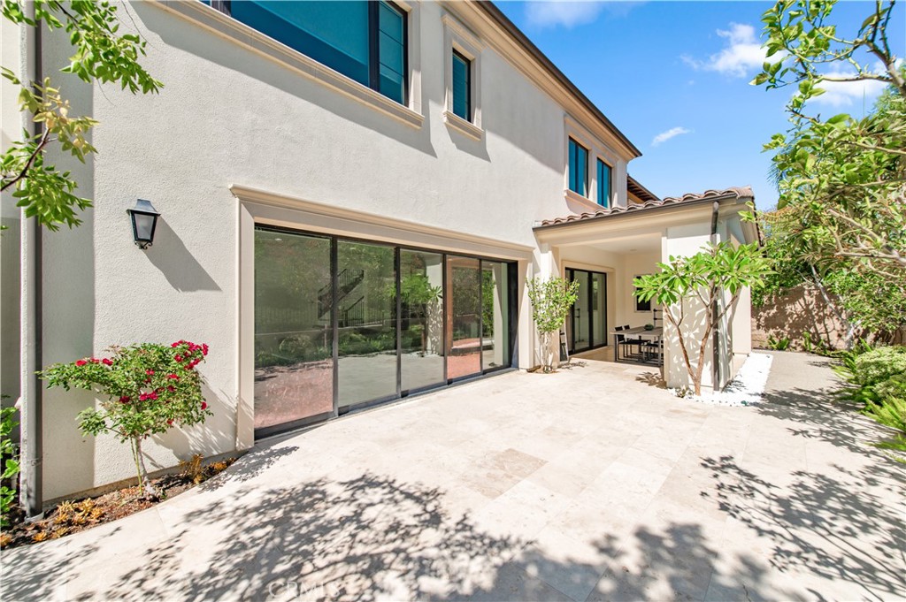 120 Iron Gate