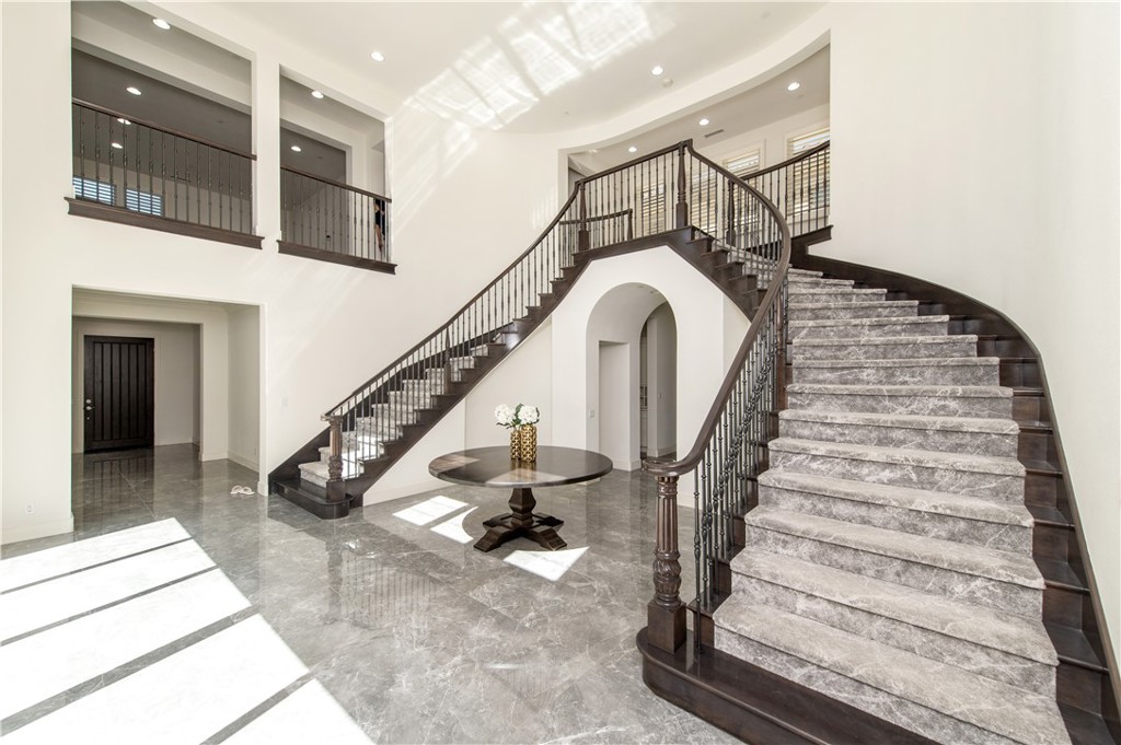 120 Iron Gate
