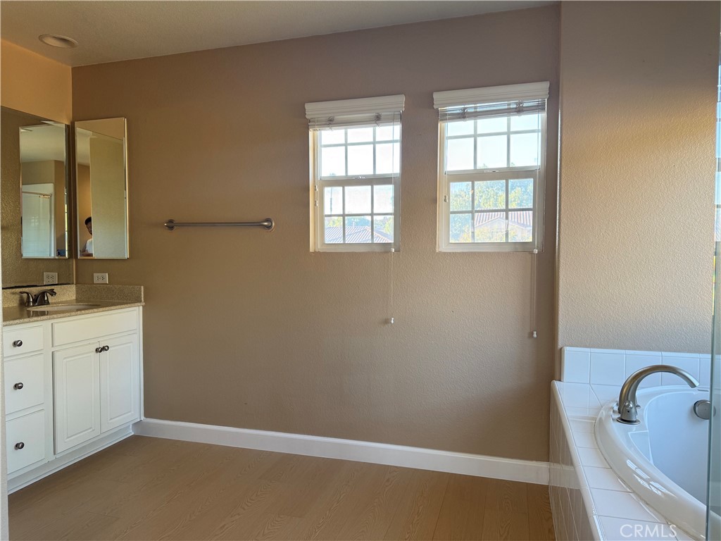 2420 Lenai Cir