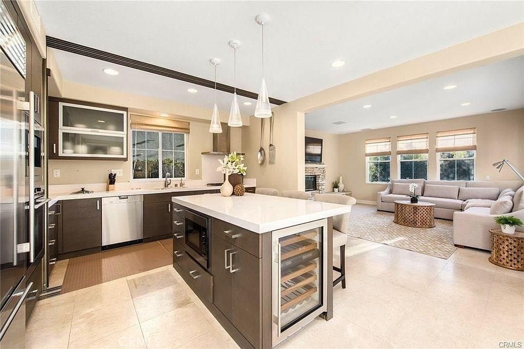 32 Walnut Creek