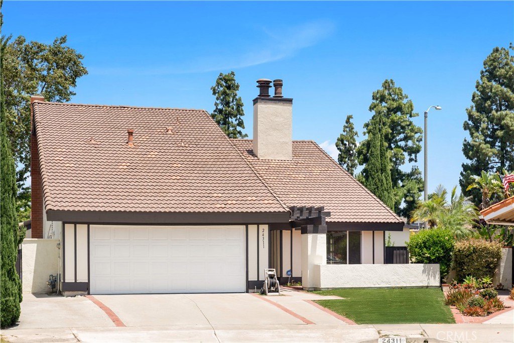 24311 Peacock St