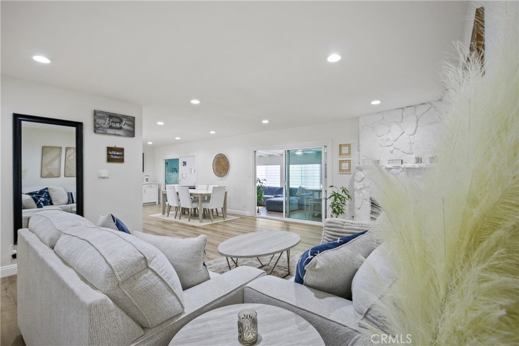 15813 Lonecrest Drive