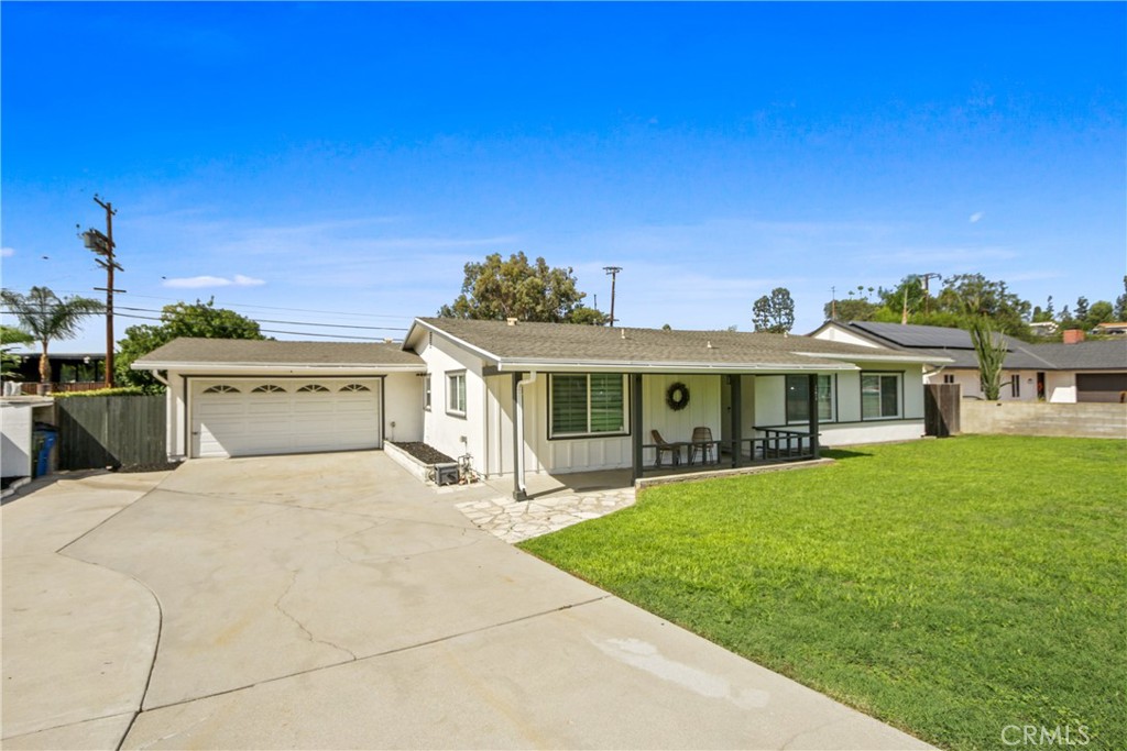 15813 Lonecrest Drive