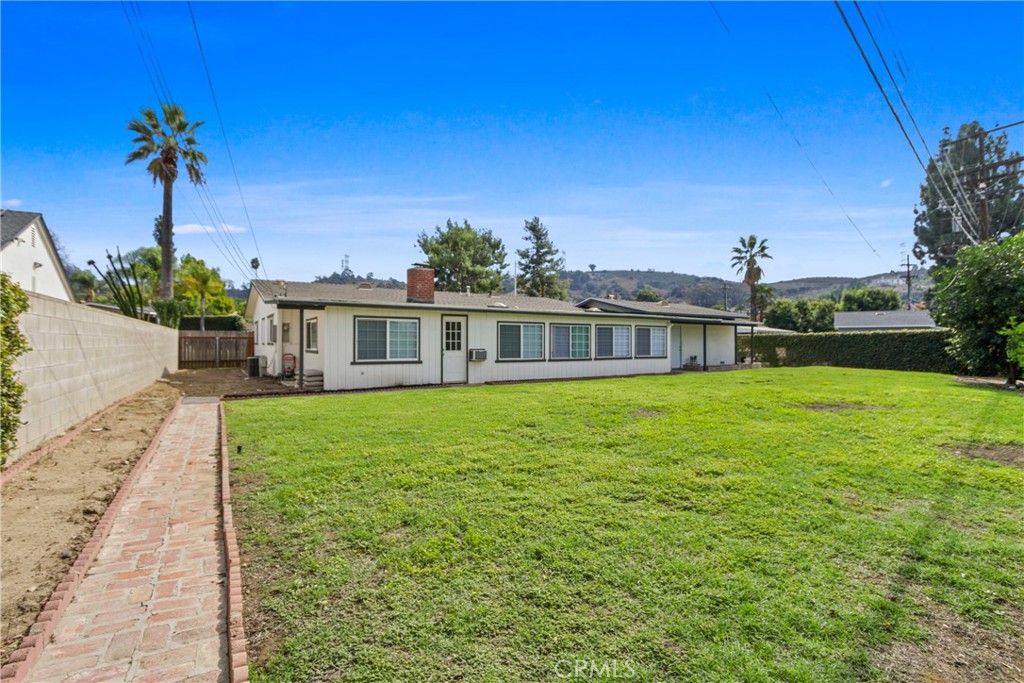 15813 Lonecrest Drive