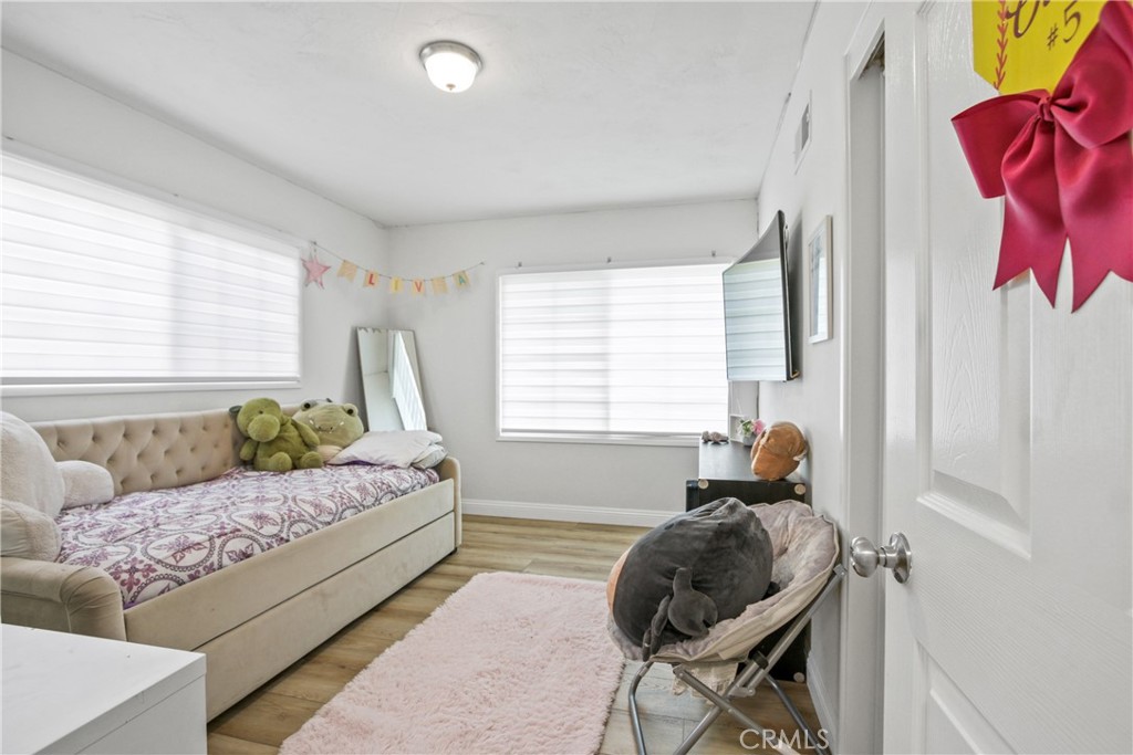 15813 Lonecrest Drive