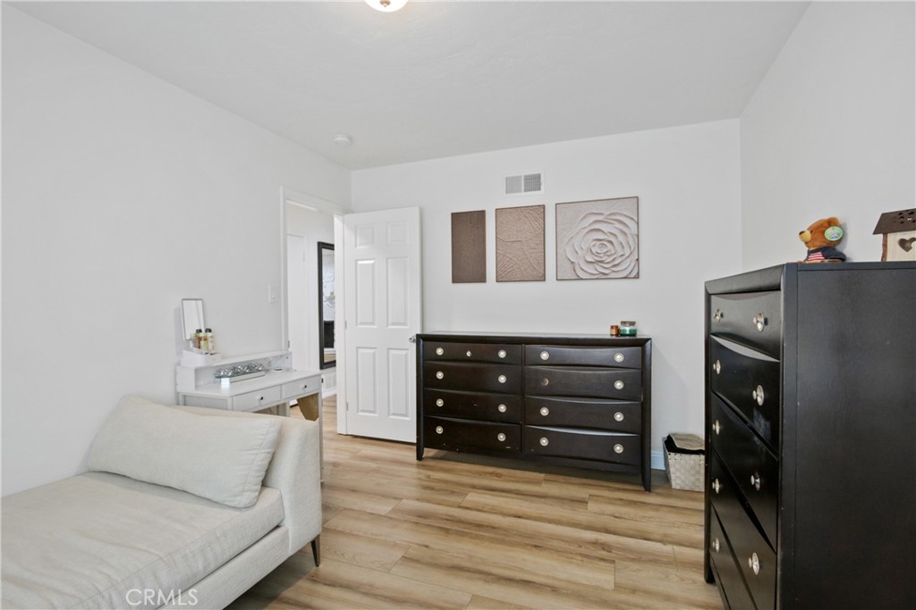 15813 Lonecrest Drive