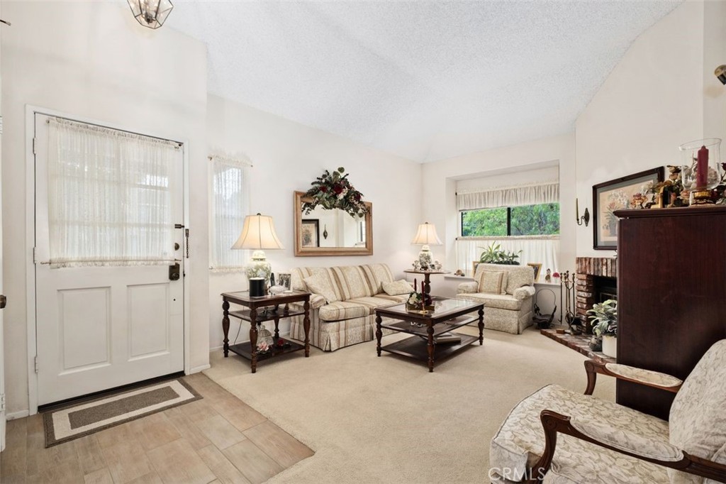 43 Riverstone