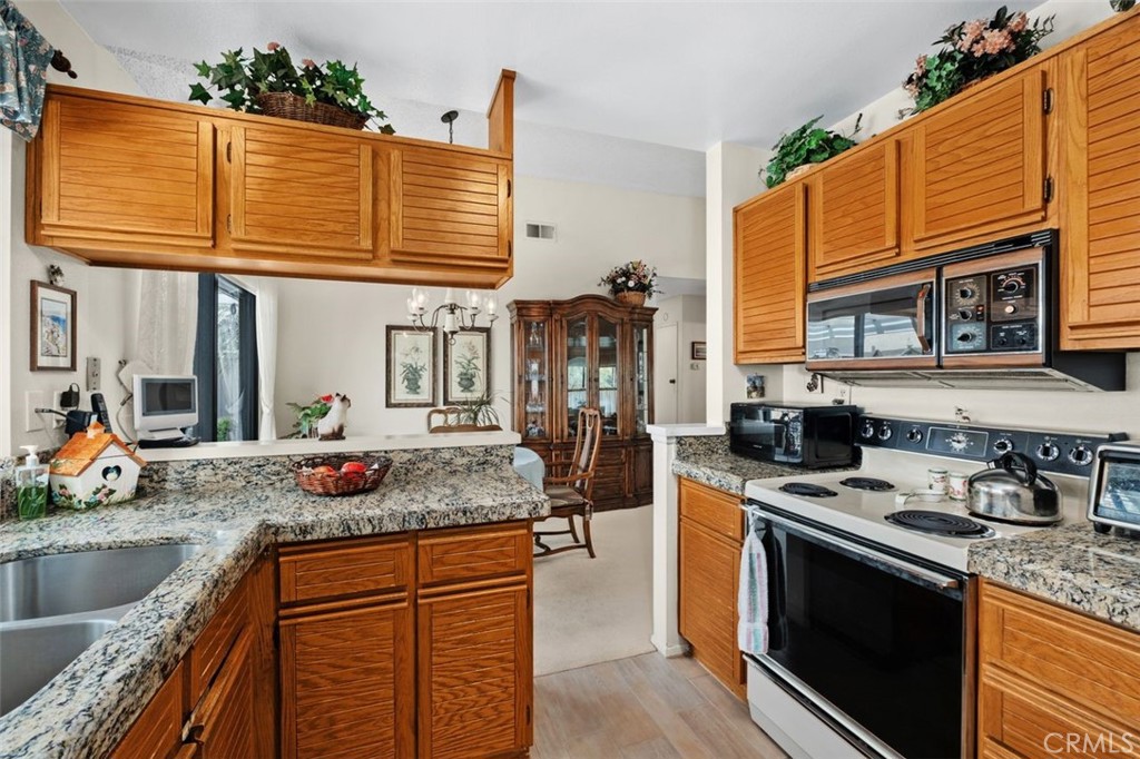 43 Riverstone
